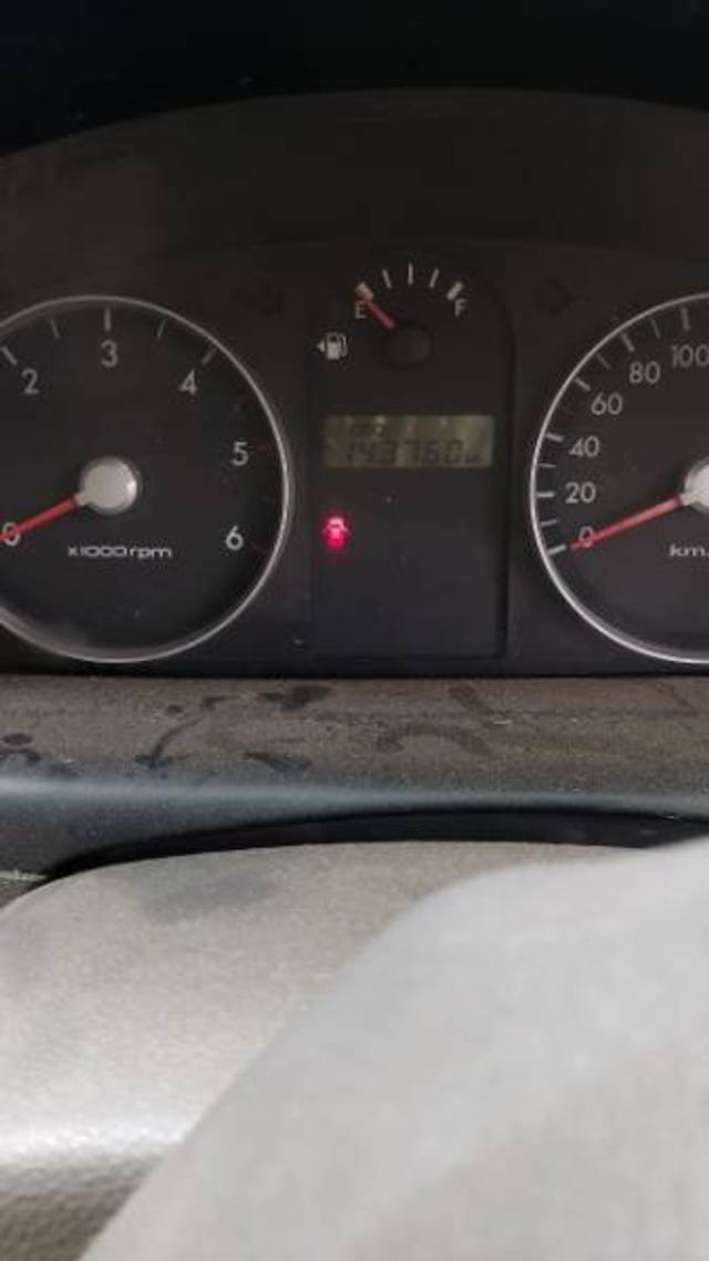 https://images10.gaadi.com/usedgaadi-sellcar/UsedCar/f56a407ca/0a2c95ec-a152-43f9-8812-2ebdcbd0f2f1.jpg?imwidth=6401