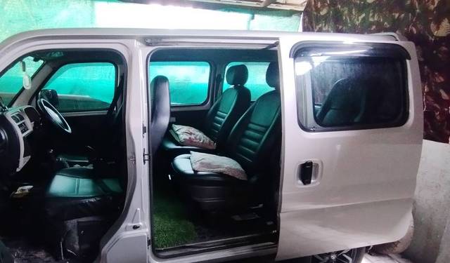 https://images10.gaadi.com/usedgaadi-sellcar/UsedCar/f56b0c33a/f96a0960-76d0-48f9-9bc8-e5bf01f37251.jpg?imwidth=6402