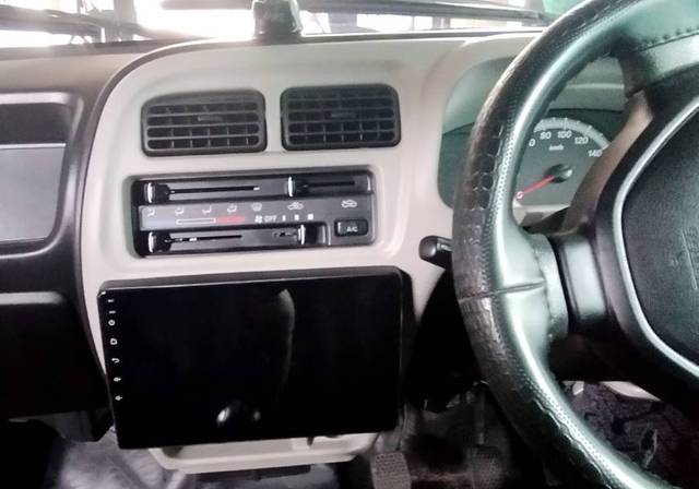 https://images10.gaadi.com/usedgaadi-sellcar/UsedCar/f56b0c33a/fc5212ef-7d47-4ea4-8166-e68bbe34bb3e.jpg?imwidth=6401