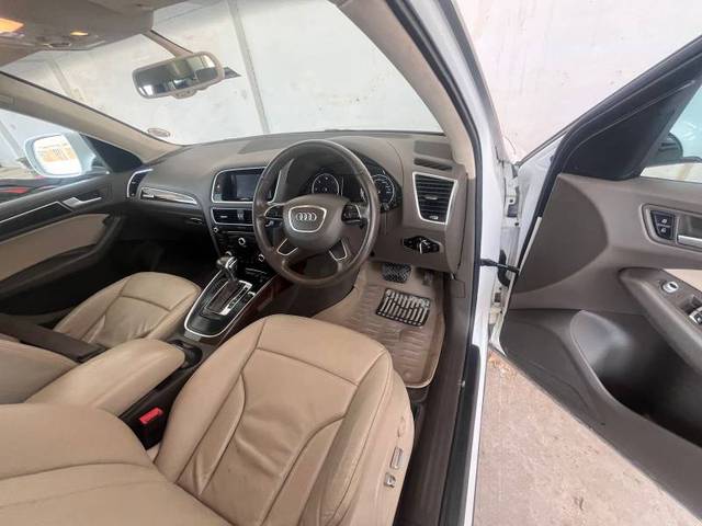 https://images10.gaadi.com/usedgaadi-sellcar/UsedCar/f56b6b04a/82ab2f9f-53cf-4593-a8f9-1f5dd5e85974.jpg?imwidth=6401