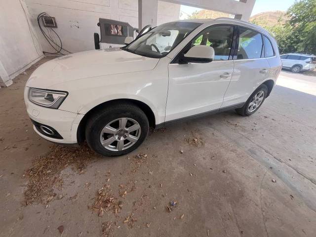 https://images10.gaadi.com/usedgaadi-sellcar/UsedCar/f56b6b04a/b7d6a828-1e8d-446b-9fe0-063040e47e82.jpg?imwidth=6400