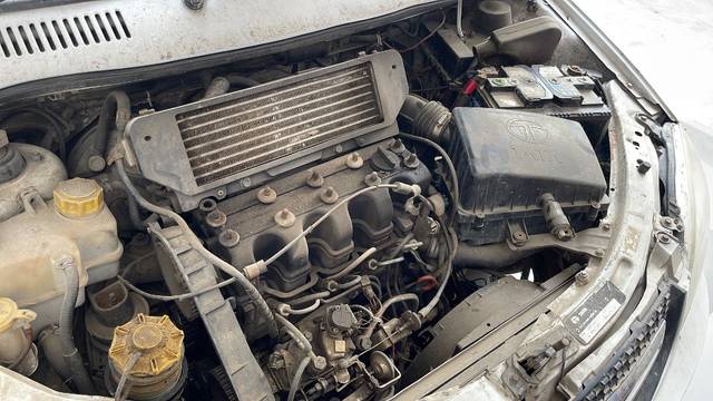 https://images10.gaadi.com/usedgaadi-sellcar/UsedCar/f56b9a88a/2d1231b3-f5b0-46d4-8d92-e0162b65a8be.jpeg?imwidth=6402
