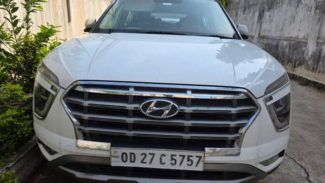 https://images10.gaadi.com/usedgaadi-sellcar/UsedCar/f56cc921a/07161eed-ec4e-49f4-8b16-3929c4f85fb9.jpg?imwidth=6400