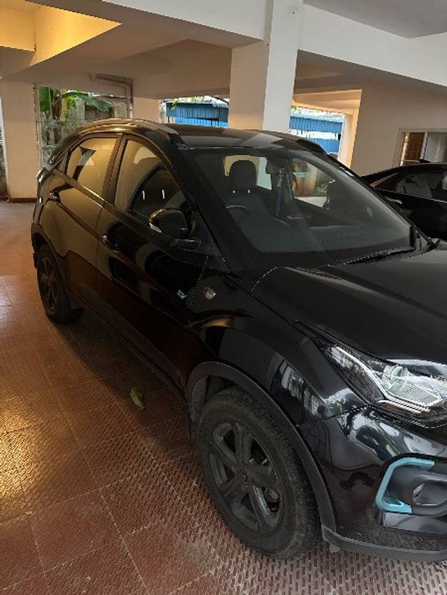 https://images10.gaadi.com/usedgaadi-sellcar/UsedCar/f56d5b70a/12910366-72e1-442a-9e25-feb58eeb0633.jpeg?imwidth=6400