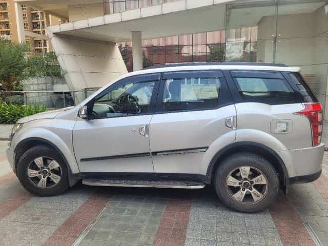 https://images10.gaadi.com/usedgaadi-sellcar/UsedCar/f56d9ceca/73dc8927-bd55-45da-ae1c-7c0f5bad0bff.jpg?imwidth=6401