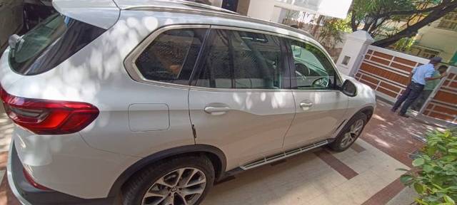 https://images10.gaadi.com/usedgaadi-sellcar/UsedCar/f56da8f8a/67f6a650-b8b3-498e-a99f-b137ad3c6adb.jpg?imwidth=6402