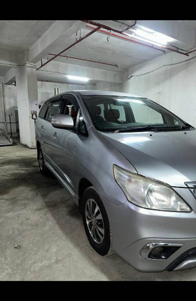 https://images10.gaadi.com/usedgaadi-sellcar/UsedCar/f56e900fa/d7cf04a2-b5b8-49b9-9095-488310863c77.jpeg?imwidth=6400