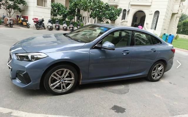 https://images10.gaadi.com/usedgaadi-sellcar/UsedCar/f56e9090a/b43f638d-c300-4916-8258-0699d1e13abb.jpeg?imwidth=6402