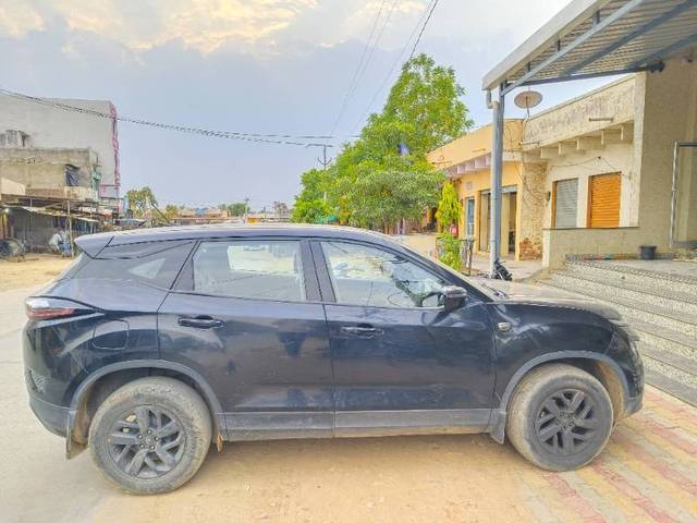 https://images10.gaadi.com/usedgaadi-sellcar/UsedCar/f56ed39ea/320ca761-9fb4-4f94-9f5e-3e33abca6fab.jpg?imwidth=6401