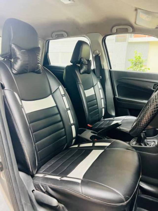 https://images10.gaadi.com/usedgaadi-sellcar/UsedCar/f56edc7fa/0f552191-5a1d-4712-8c50-c1018eac8a30.jpg?imwidth=6402
