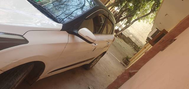 https://images10.gaadi.com/usedgaadi-sellcar/UsedCar/f56ffad2-2517-4a82-9038-b38739292dda/7b896bf0-f535-4f55-ac2b-de5b28255fc1.jpg?imwidth=6402