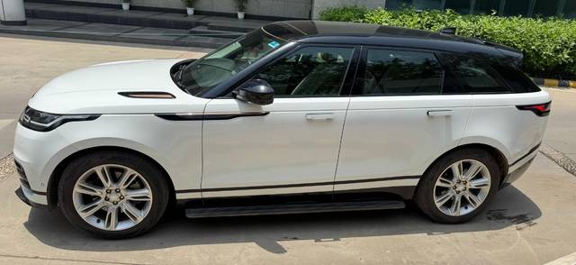 https://images10.gaadi.com/usedgaadi-sellcar/UsedCar/f5721415a/7c6d3ece-822b-4e59-b1e7-c02d0a1f2860.jpeg?imwidth=6400