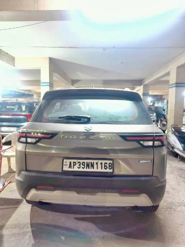 https://images10.gaadi.com/usedgaadi-sellcar/UsedCar/f5722889a/d9f61bf3-1dc2-4bc8-8970-118f882458a1.jpg?imwidth=6401