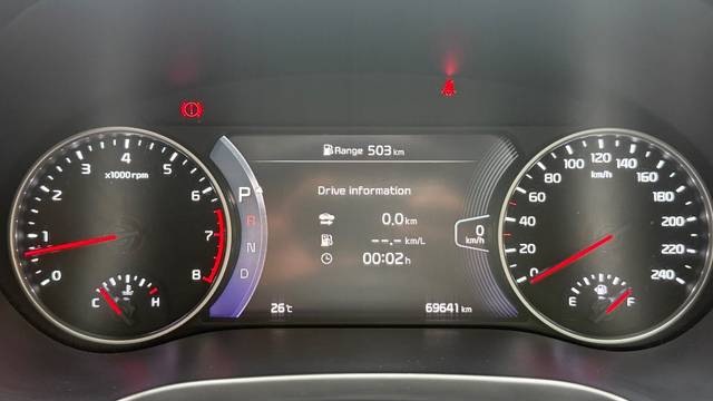 https://images10.gaadi.com/usedgaadi-sellcar/UsedCar/f5722f60a/f570f958-83d0-488f-b07e-ede8602dd3f9.jpeg?imwidth=6400