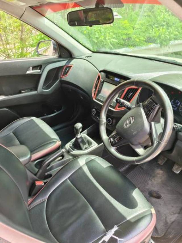 https://images10.gaadi.com/usedgaadi-sellcar/UsedCar/f5727296a/009e7f24-a685-4199-bfe5-aa5e4757a430.jpeg?imwidth=6402