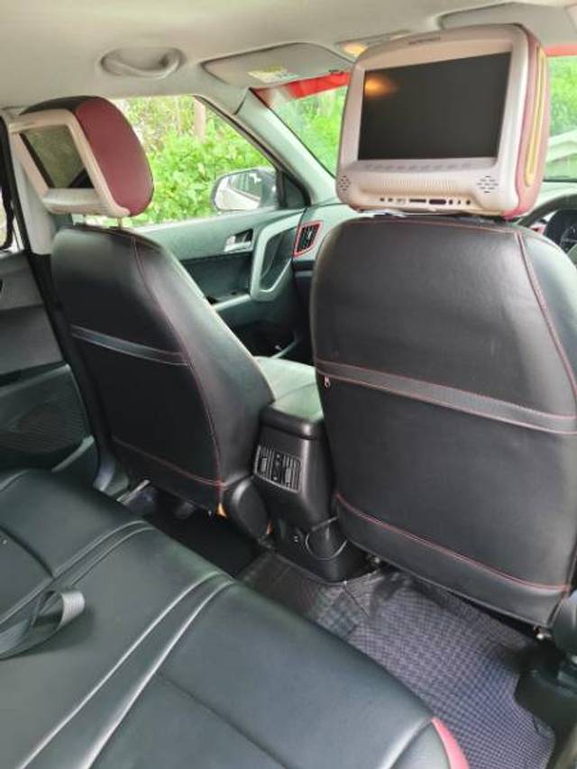 https://images10.gaadi.com/usedgaadi-sellcar/UsedCar/f5727296a/a9af3411-7976-49d7-b2a0-f40a643d61ab.jpeg?imwidth=6400