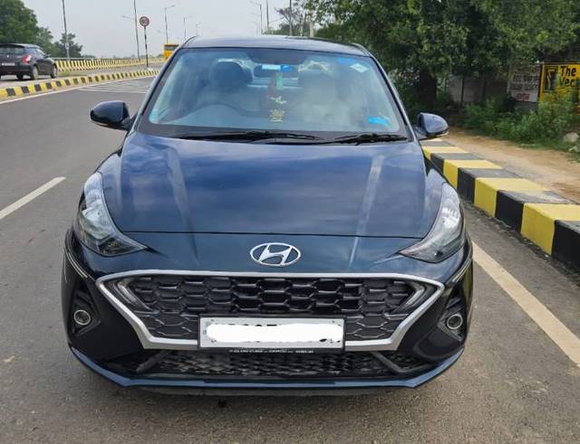 https://images10.gaadi.com/usedgaadi-sellcar/UsedCar/f572aaeba/bf595003-d2c9-455d-bb20-43d2d291eaff.jpg?imwidth=6400