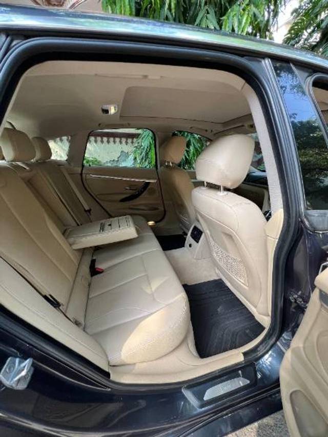 https://images10.gaadi.com/usedgaadi-sellcar/UsedCar/f572ec57a/52527627-497f-4a49-837d-f999d899bd26.jpg?imwidth=6401
