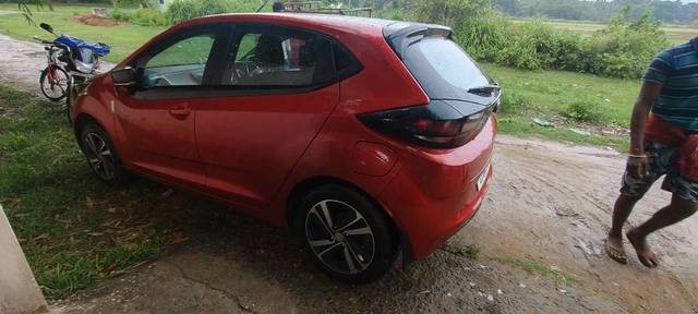 https://images10.gaadi.com/usedgaadi-sellcar/UsedCar/f5736475a/1a1ee120-42b3-455c-b403-4910079168d3.jpg?imwidth=6401