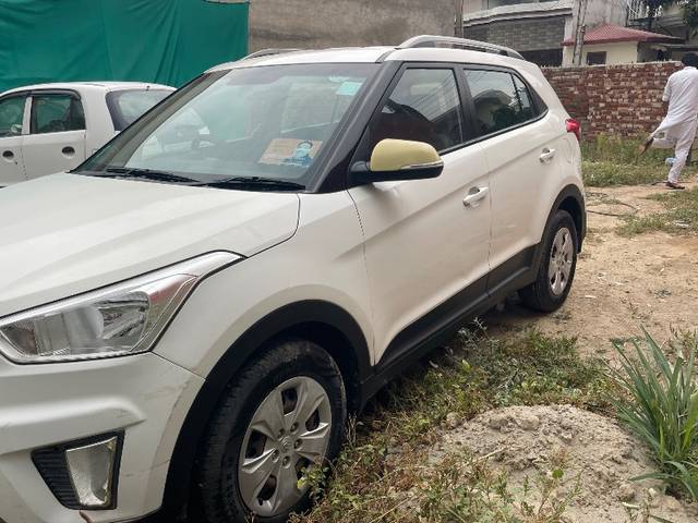 https://images10.gaadi.com/usedgaadi-sellcar/UsedCar/f57368eba/8121da15-646d-41f1-9178-245ba8c019d3.jpeg?imwidth=6400