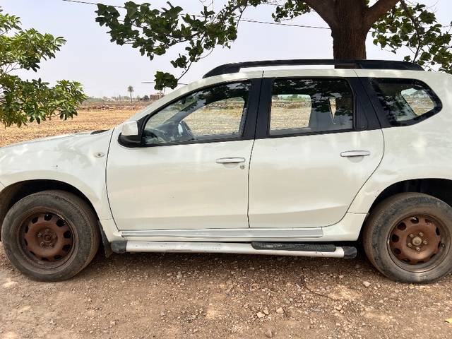 https://images10.gaadi.com/usedgaadi-sellcar/UsedCar/f573a165a/eee081a2-ed30-4c2a-bce8-18948f8f631f.jpeg?imwidth=6401