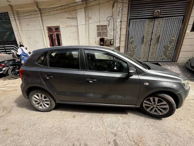 https://images10.gaadi.com/usedgaadi-sellcar/UsedCar/f5745e9ca/1615bc34-adce-4124-abc9-370fe18f126e.JPG?imwidth=6401