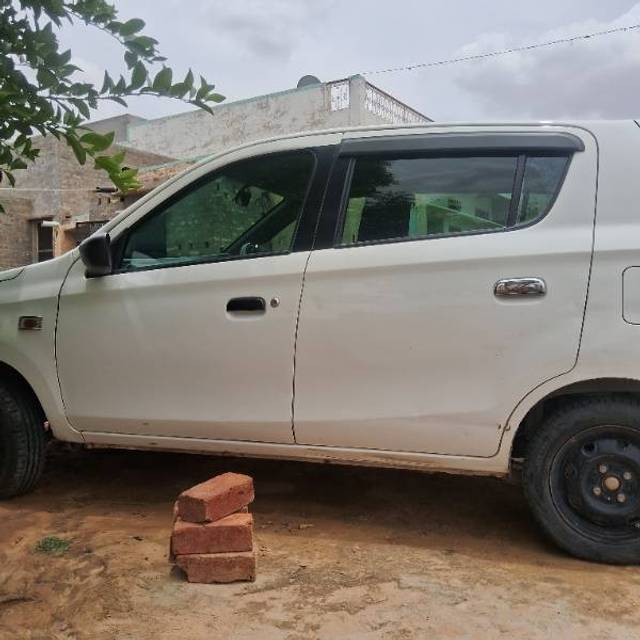 https://images10.gaadi.com/usedgaadi-sellcar/UsedCar/f5746386a/85b463fd-a658-46a9-921e-74787f32db51.jpg?imwidth=6400