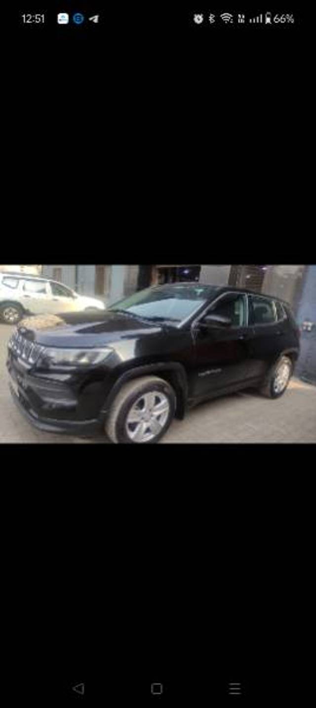 https://images10.gaadi.com/usedgaadi-sellcar/UsedCar/f5747f76a/cda4e823-e2e2-4393-a590-82a3b2b7d0d0.jpg?imwidth=6400