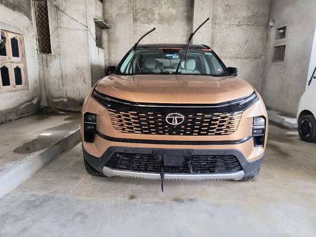 https://images10.gaadi.com/usedgaadi-sellcar/UsedCar/f5752161a/f9f25030-8ed7-4ae7-87c9-3fe84647fed7.jpg?imwidth=6400