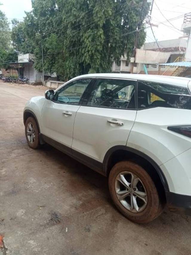 https://images10.gaadi.com/usedgaadi-sellcar/UsedCar/f5753590a/9e2aaa95-56d0-49d8-9d85-3ab4eeb97336.jpg?imwidth=6400