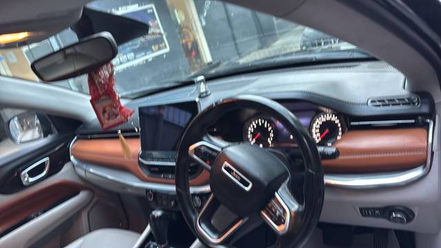 https://images10.gaadi.com/usedgaadi-sellcar/UsedCar/f575b1a4a/11e22ded-563e-4a40-8157-d8589dcc6fd4.jpeg?imwidth=6402