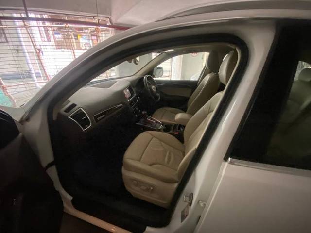 https://images10.gaadi.com/usedgaadi-sellcar/UsedCar/f576a051a/8d942e0b-c483-432b-880c-9bae2406843a.jpeg?imwidth=6402