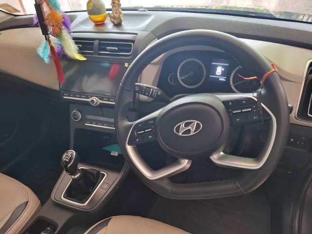 https://images10.gaadi.com/usedgaadi-sellcar/UsedCar/f577cf80a/ffd46623-26a8-4410-b593-814e01d0715c.jpg?imwidth=6402