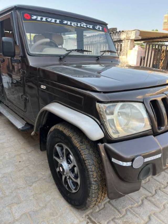https://images10.gaadi.com/usedgaadi-sellcar/UsedCar/f57825a8a/5e04e759-6821-40c5-b1f0-63617f8ac93c.jpg?imwidth=6400