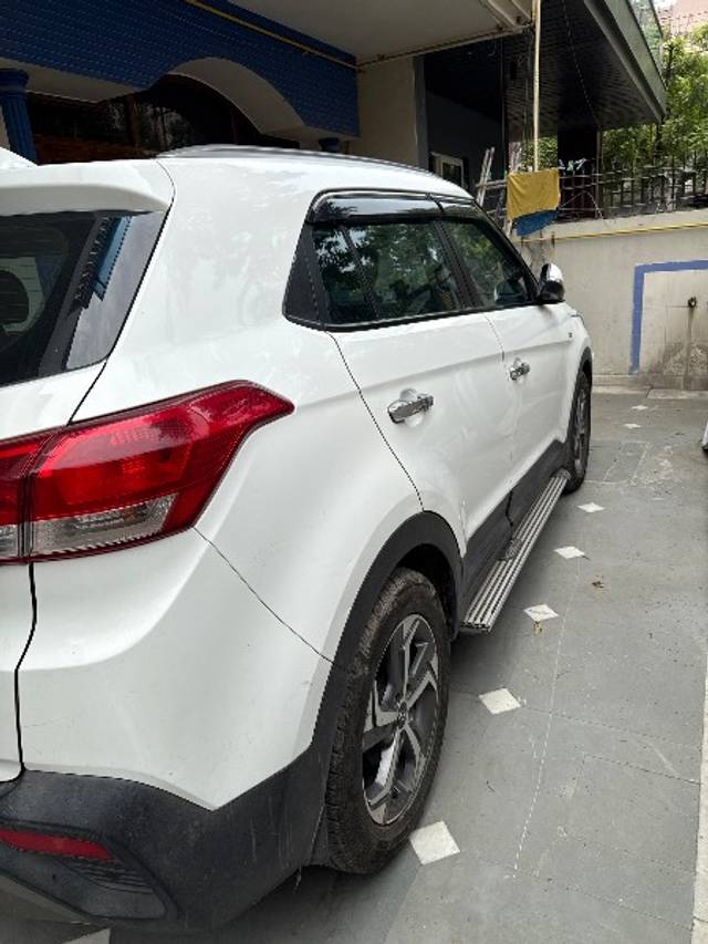 https://images10.gaadi.com/usedgaadi-sellcar/UsedCar/f57858fda/9c46a8cb-422b-4704-b7db-64d094bf688f.jpg?imwidth=6401