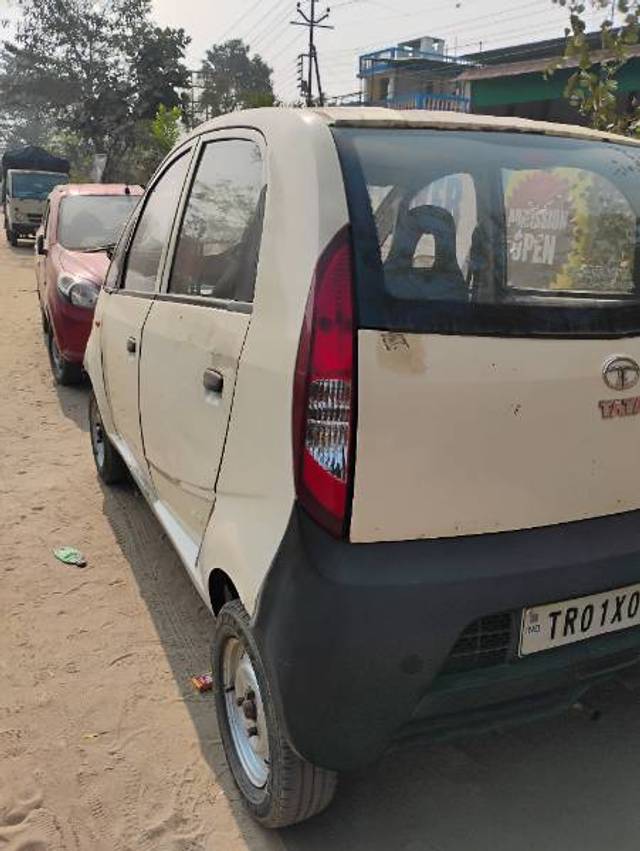 https://images10.gaadi.com/usedgaadi-sellcar/UsedCar/f578aeb1a/cc449d5c-3306-42f7-ab6e-e7928fe0fdd0.jpg?imwidth=6401
