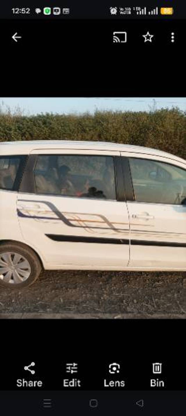 https://images10.gaadi.com/usedgaadi-sellcar/UsedCar/f5792137a/bd4a1ea1-a15e-40b2-9222-652932a93e7c.jpg?imwidth=6402