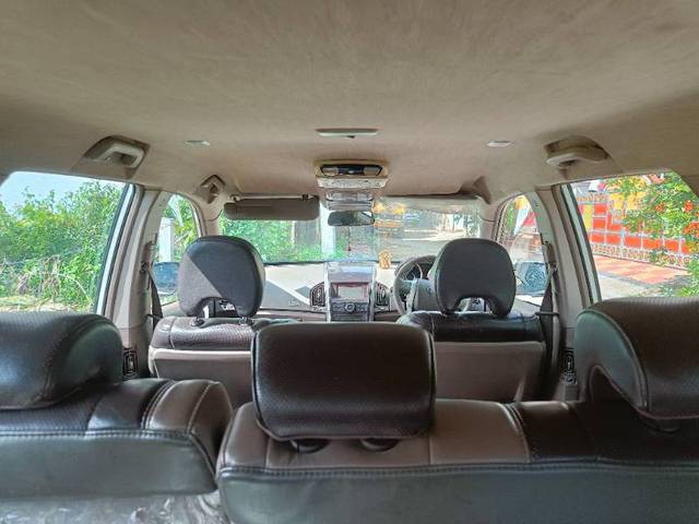 https://images10.gaadi.com/usedgaadi-sellcar/UsedCar/f579608ea/bfa437f4-74d0-42b4-83b1-9c575ae19378.jpg?imwidth=6402