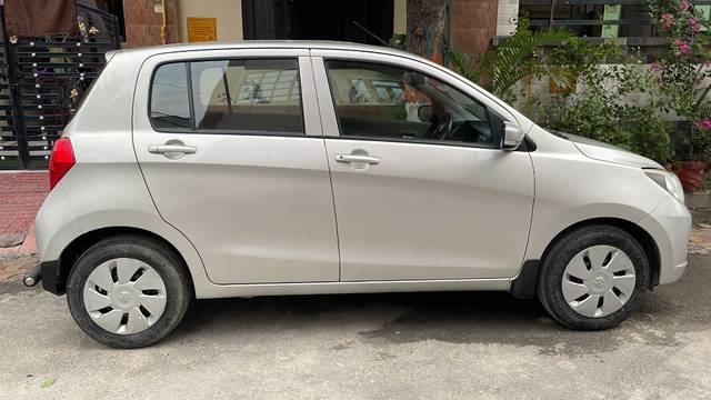 https://images10.gaadi.com/usedgaadi-sellcar/UsedCar/f579aca3a/01c4930f-ddef-481e-b524-597898475551.jpeg?imwidth=6401