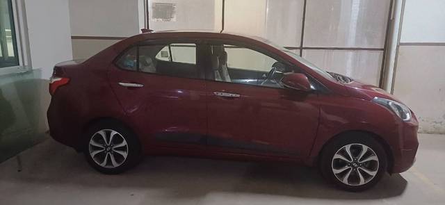 https://images10.gaadi.com/usedgaadi-sellcar/UsedCar/f57a338fa/04a6ab6b-7a66-415d-a192-93138995e5e9.jpg?imwidth=6400
