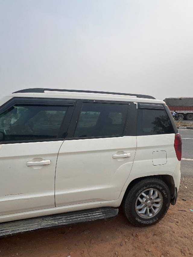 https://images10.gaadi.com/usedgaadi-sellcar/UsedCar/f57a4735a/16103019-1690-4f20-a96d-b32f75eb2f79.jpg?imwidth=6402