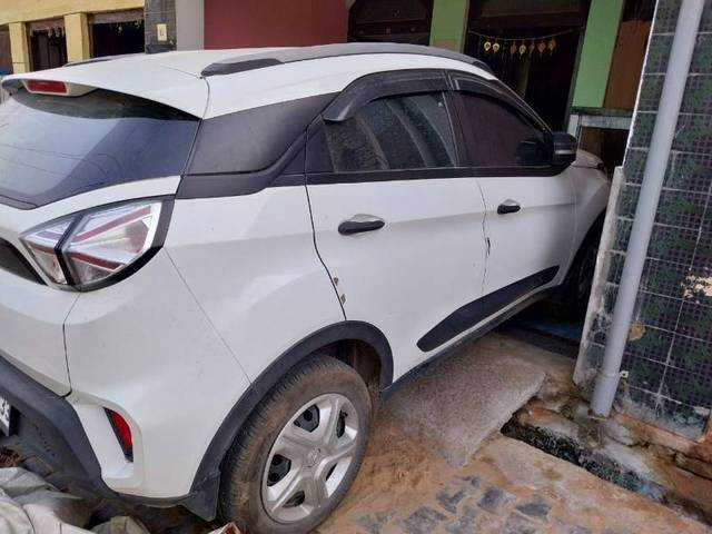 https://images10.gaadi.com/usedgaadi-sellcar/UsedCar/f57a6ea4a/05e1eb35-698e-490f-81d9-551e4a93f8b7.jpg?imwidth=6401