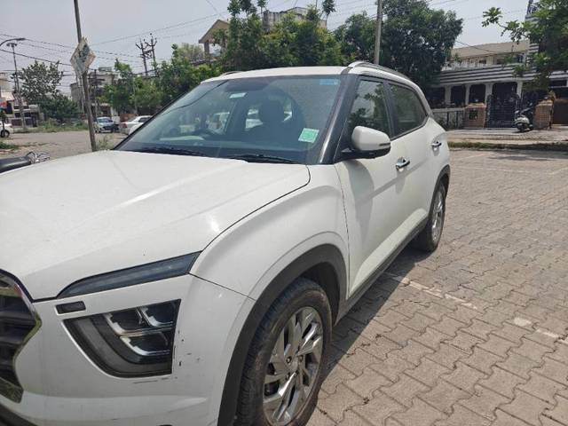 https://images10.gaadi.com/usedgaadi-sellcar/UsedCar/f57a977ea/52d2a706-5e71-4603-bbc2-c28c1b3c68ac.jpg?imwidth=6400