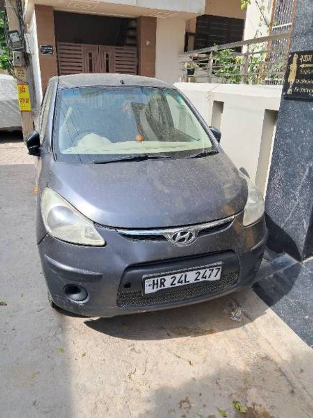 https://images10.gaadi.com/usedgaadi-sellcar/UsedCar/f57ad857a/e0639e9b-17a7-4780-8147-ed5a04a32979.jpg?imwidth=6400