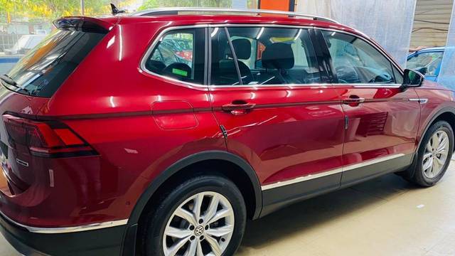 https://images10.gaadi.com/usedgaadi-sellcar/UsedCar/f57ae572a/fa758e0c-0b13-4ded-afe5-b3b1748f0924.jpg?imwidth=6402