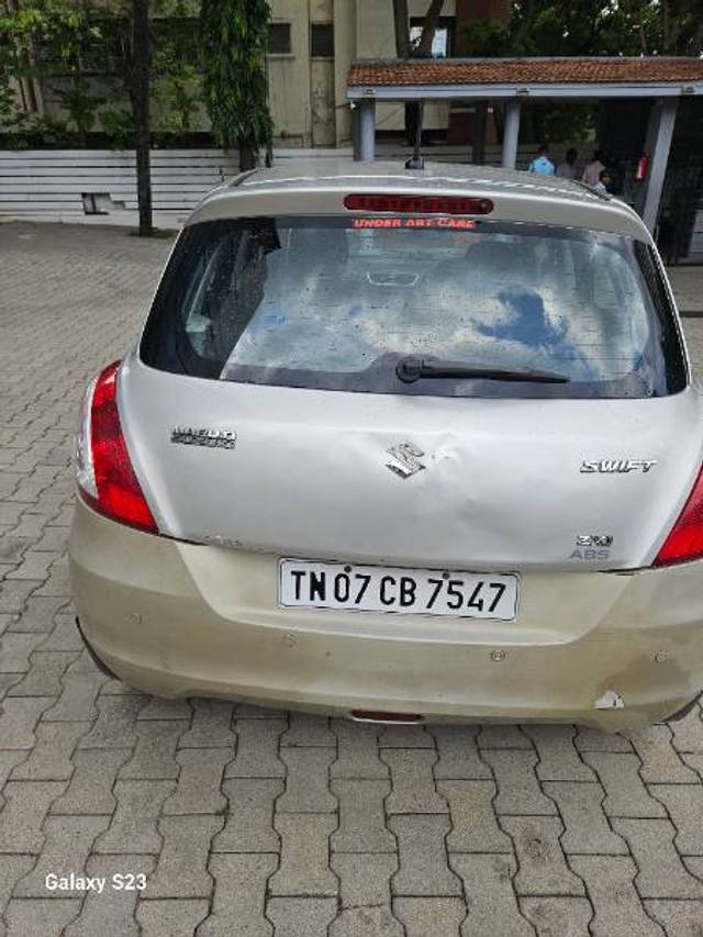 https://images10.gaadi.com/usedgaadi-sellcar/UsedCar/f57aeccca/adaff24d-9e6b-4465-9a6c-f081cc25fa82.jpg?imwidth=6400