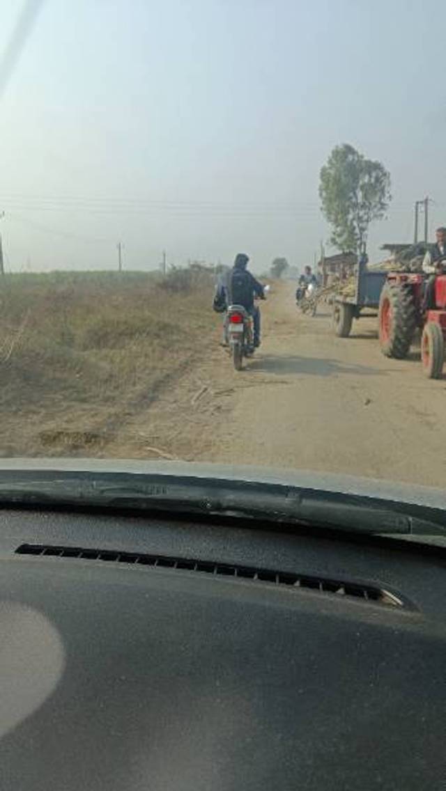 https://images10.gaadi.com/usedgaadi-sellcar/UsedCar/f57b1000a/7c46c3ac-b1ff-4a94-a69f-a40aa48aee65.jpg?imwidth=6402