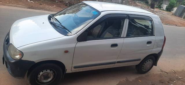 https://images10.gaadi.com/usedgaadi-sellcar/UsedCar/f57b2a34a/9dd35b0e-2514-4c1a-a878-e303669922b3.jpg?imwidth=6400