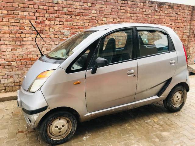 https://images10.gaadi.com/usedgaadi-sellcar/UsedCar/f57b4cd1a/1db537d5-ddab-429b-a17d-d1d8dcdd28cc.jpg?imwidth=6402