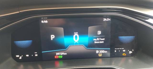 https://images10.gaadi.com/usedgaadi-sellcar/UsedCar/f57c358ca/a24b4573-caca-4019-a0af-f6bd5e89ff5c.jpeg?imwidth=6401